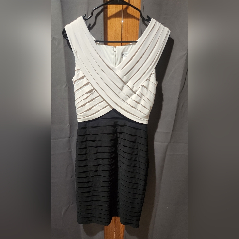 Cachè Bodycon Cocktail Dress